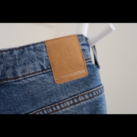 Zara Mom Jeans, Mid wash blue, Size 38 - Picture 6 of 8